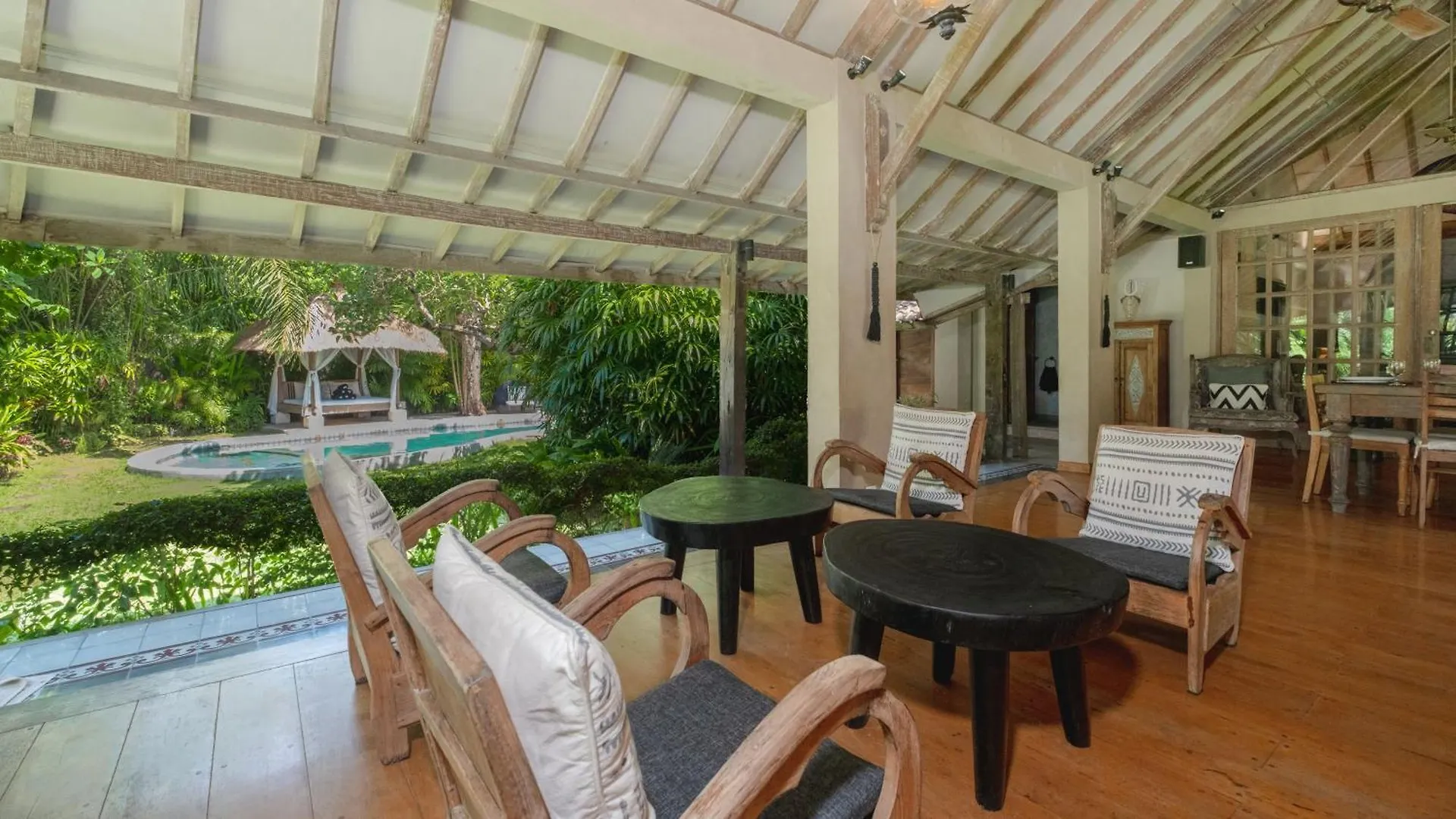 Villa Koyama By Villa Finder Seminyak