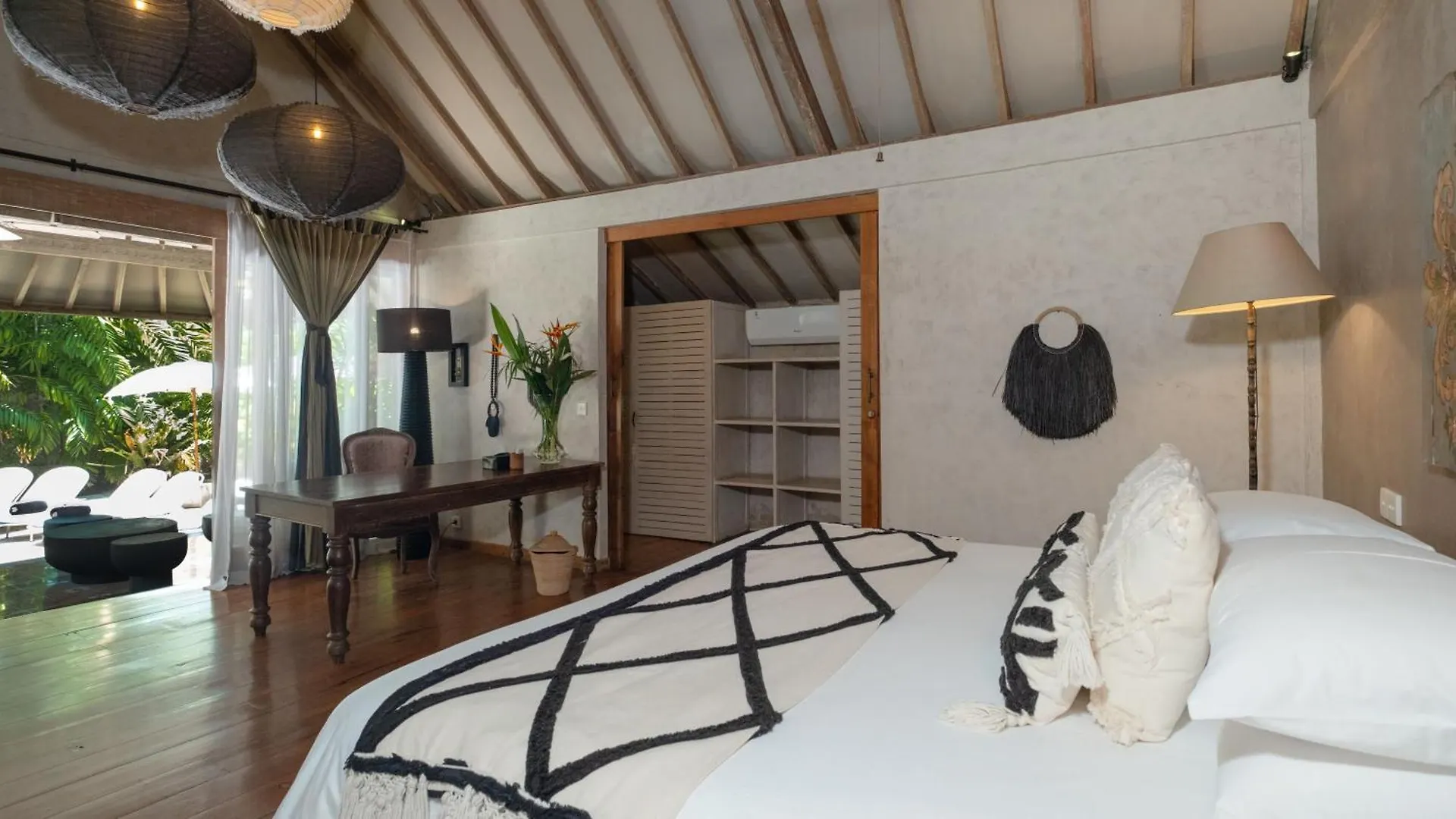 Villa Koyama By Villa Finder Seminyak